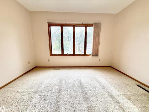 901 S 2nd Avenue Northwood IA 50459