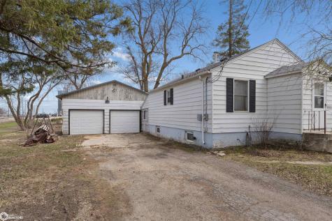 912 N 12th Street Clear Lake IA 50428