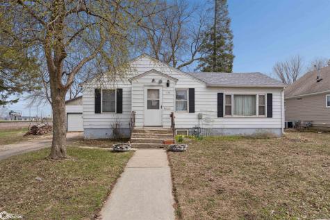 912 N 12th Street Clear Lake IA 50428