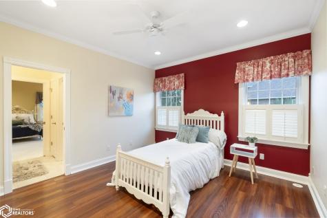 125 Pebble Creek Drive Mason City IA 50401