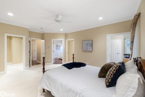 125 Pebble Creek Drive Mason City IA 50401