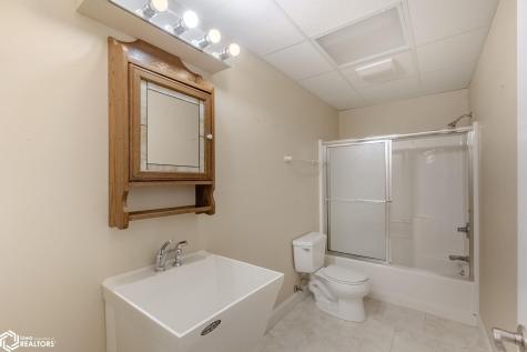 125 Pebble Creek Drive Mason City IA 50401