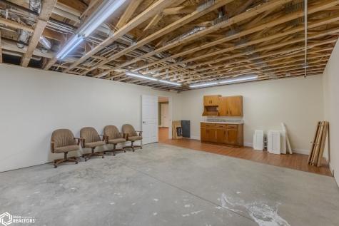 125 Pebble Creek Drive Mason City IA 50401