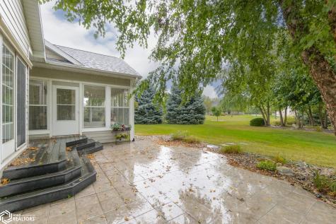 125 Pebble Creek Drive Mason City IA 50401