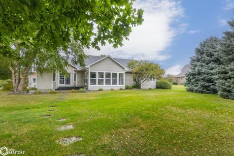 125 Pebble Creek Drive Mason City IA 50401