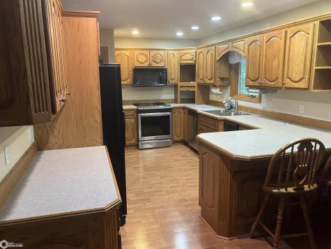 423 19th Street W Clear Lake IA 50428