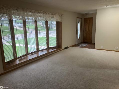 423 19th Street W Clear Lake IA 50428