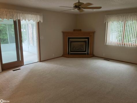 423 19th Street W Clear Lake IA 50428