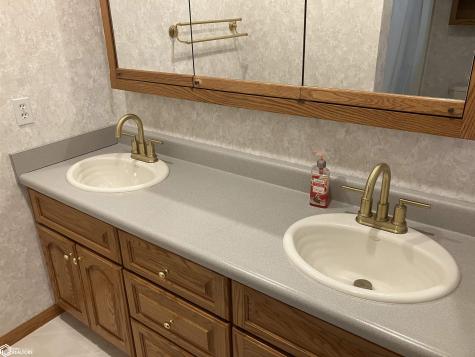 423 19th Street W Clear Lake IA 50428