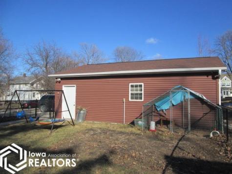 345 N 7th Street Forest City IA 50436