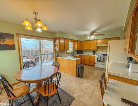 1324 Sunset Drive Hampton IA 50441