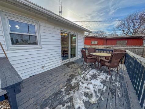 1324 Sunset Drive Hampton IA 50441