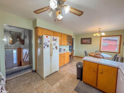 1324 Sunset Drive Hampton IA 50441