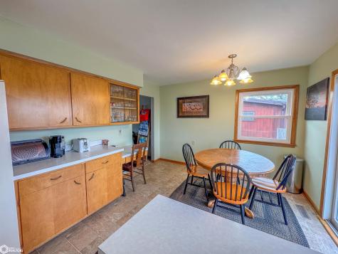 1324 Sunset Drive Hampton IA 50441