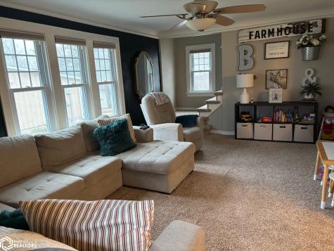 614 S Harlan Street Algona IA 50511