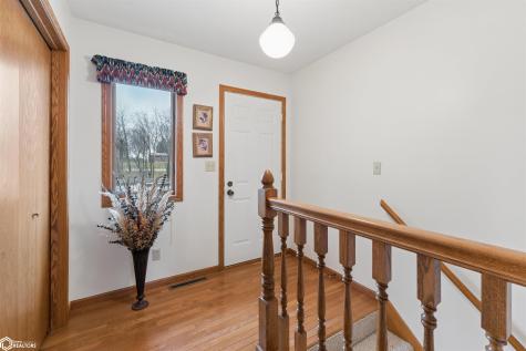 1800 W 7th Avenue N Clear Lake IA 50428