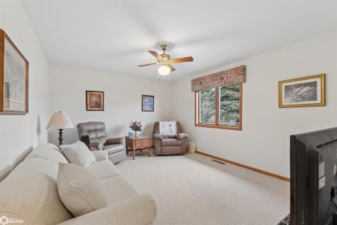 1800 W 7th Avenue N Clear Lake IA 50428