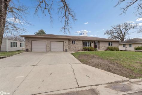 1800 W 7th Avenue N Clear Lake IA 50428