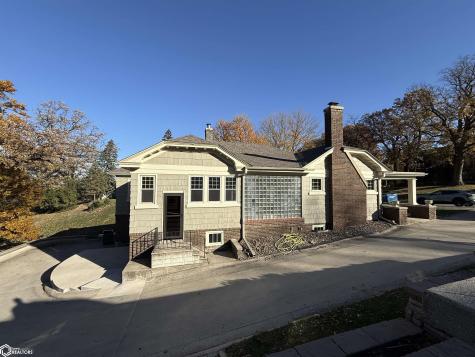 703 N Thorington Algona IA 50511