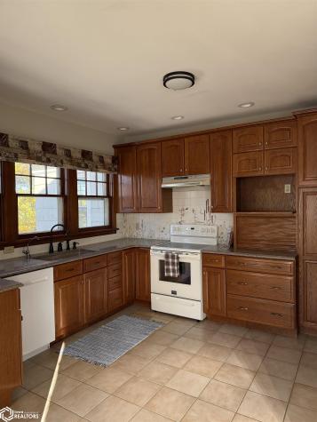 703 N Thorington Algona IA 50511