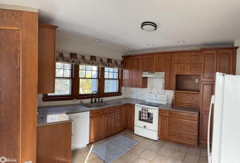 703 N Thorington Algona IA 50511