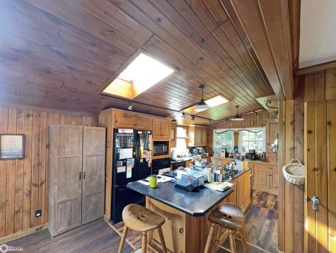 1431 Beeds Lake Drive Hampton IA 50441