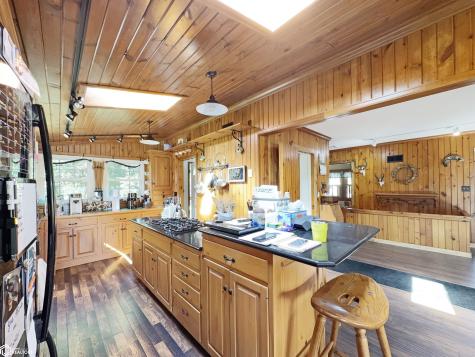 1431 Beeds Lake Drive Hampton IA 50441