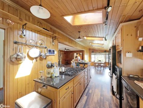 1431 Beeds Lake Drive Hampton IA 50441