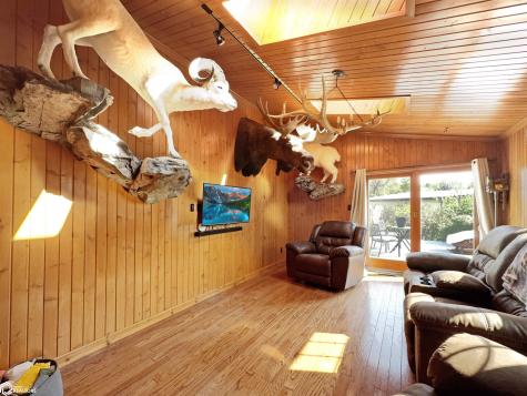 1431 Beeds Lake Drive Hampton IA 50441