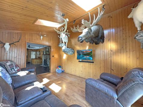 1431 Beeds Lake Drive Hampton IA 50441