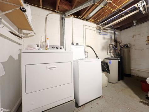 1431 Beeds Lake Drive Hampton IA 50441