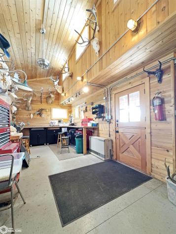 1431 Beeds Lake Drive Hampton IA 50441