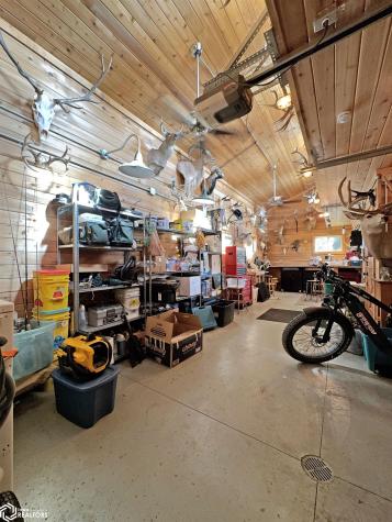 1431 Beeds Lake Drive Hampton IA 50441