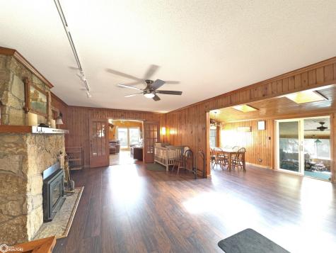 1431 Beeds Lake Drive Hampton IA 50441