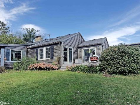 1431 Beeds Lake Drive Hampton IA 50441