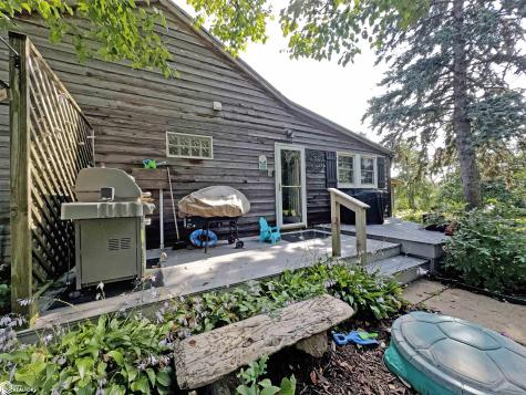 1431 Beeds Lake Drive Hampton IA 50441