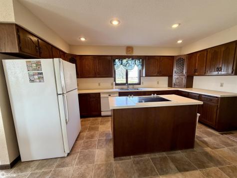 16053 I Avenue Iowa Falls IA 50126