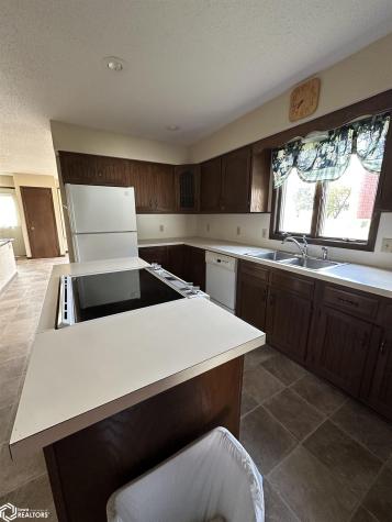 16053 I Avenue Iowa Falls IA 50126