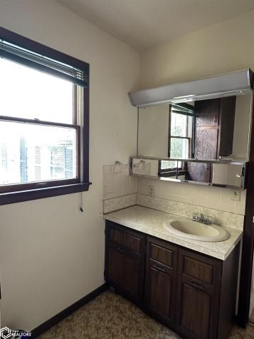 16053 I Avenue Iowa Falls IA 50126