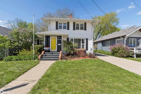 709 N 8th Street Clear Lake IA 50428