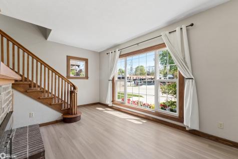 709 N 8th Street Clear Lake IA 50428