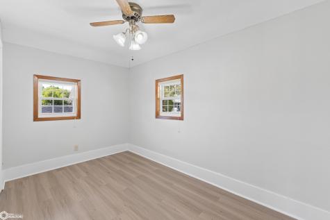 709 N 8th Street Clear Lake IA 50428