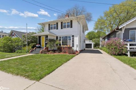 709 N 8th Street Clear Lake IA 50428