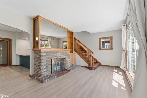 709 N 8th Street Clear Lake IA 50428