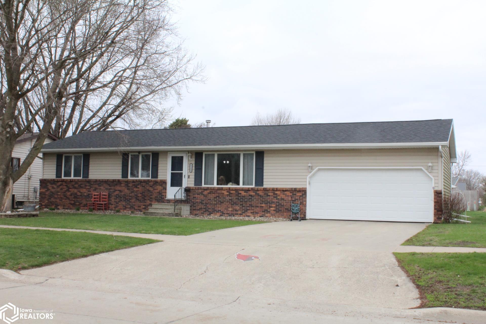 1160 Division Street Garner IA 50438