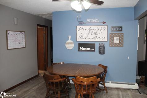 1160 Division Street Garner IA 50438