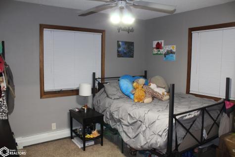 1160 Division Street Garner IA 50438