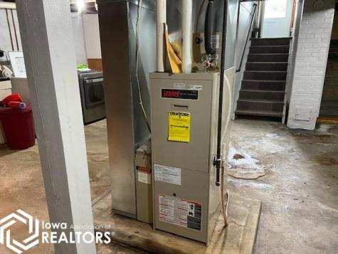 336 Way Avenue Woden IA 50484