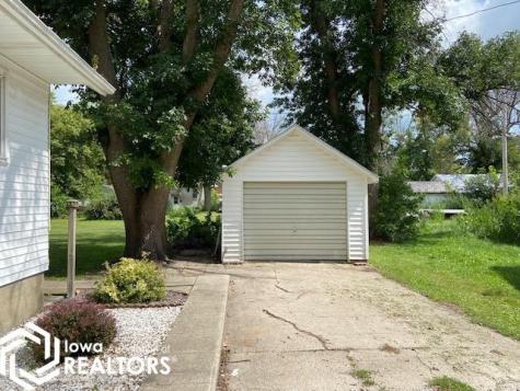 336 Way Avenue Woden IA 50484