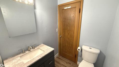 807 10th Street NE Mason City IA 50401-2419